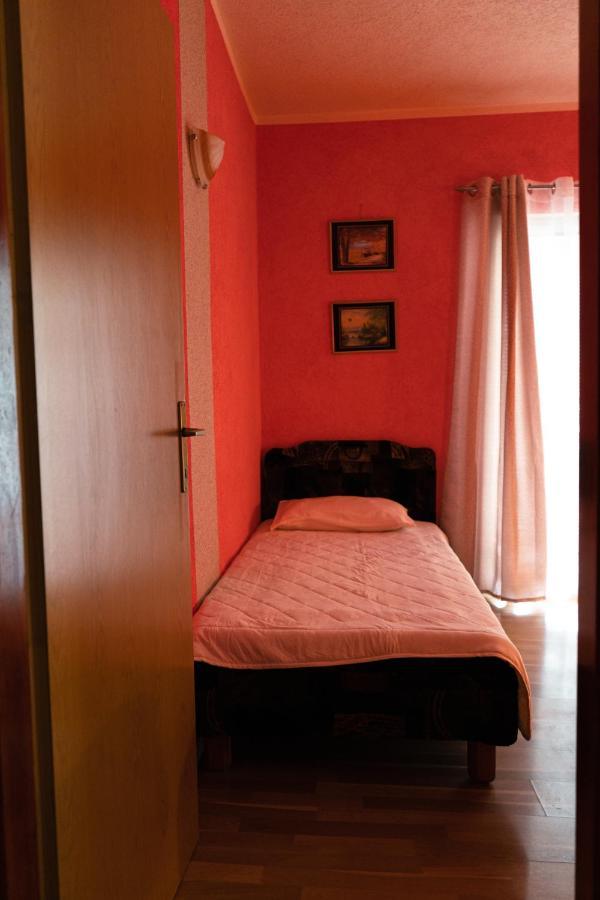 Apartments Marijana ติวัต ภายนอก รูปภาพ