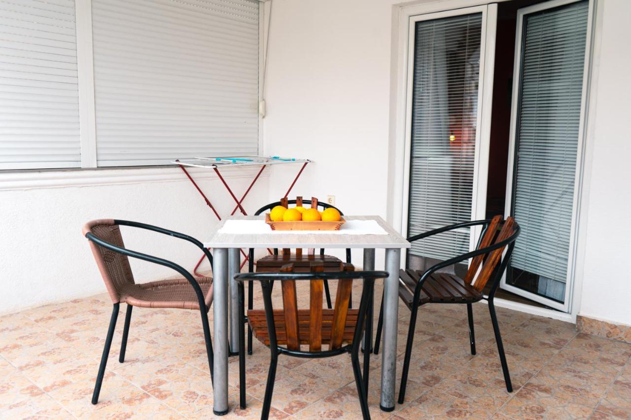 Apartments Marijana ติวัต ภายนอก รูปภาพ