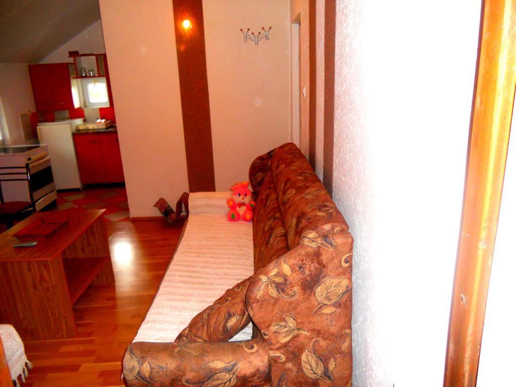 Apartments Marijana ติวัต ภายนอก รูปภาพ